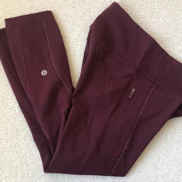 Lululemon Extra Mile Crop (Reflective 23") - Full-On® Luxteme in Garnet, Size 4 - Picture 5 of 16